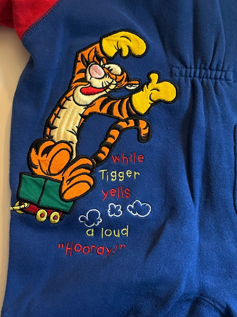 Disney Store Pooh Fleece Hooded One-Piece in Blue, Red & Cream - Size 24 mos. - Picture 5 of 6
